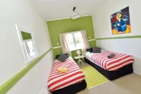 Ducks & Drakes Boutique Motel & Backpackers - Wi-Fi