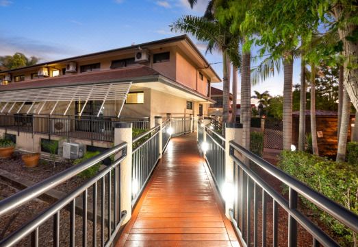 비교 분석 이미지