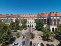 At the Fountain Apartment by BookingHost Hotels near Ujazdow Castle