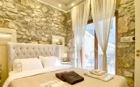 Villasonboard Rock Villa 3 Bed, 3 Bath, Jacuzzi, Seaside Ermioni - Balkon