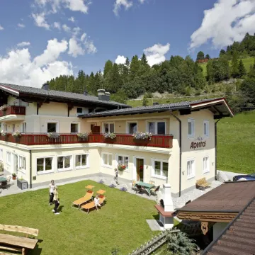 Alpenhof Apartments