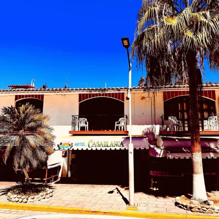 Hotel Casablanca Отели рядом с достопримечательностью «Пляж Каррисалильо»