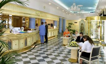 Ensana Hotel Pacifik