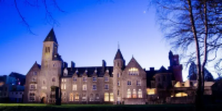 波伊斯宿舍酒店 鄰近卡利多尼安運河的酒店