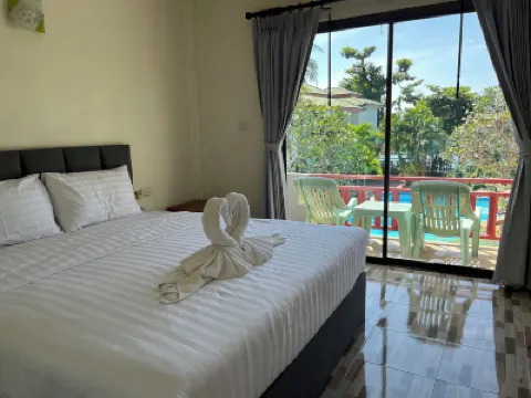 Bamboo @ Koh Chang Hotels near White Sand beach