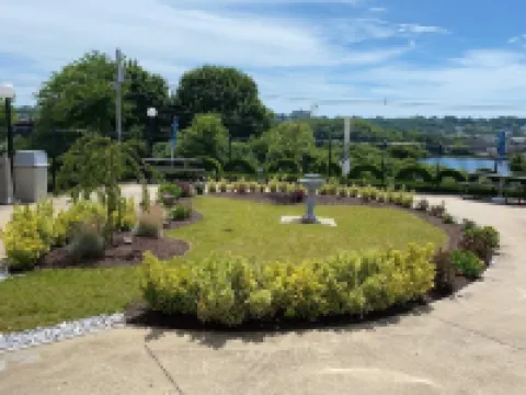 Orbits Inn Hotels in Somerset