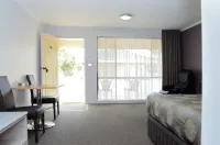 Sportsmans Motor Inn Hotels in Barooga