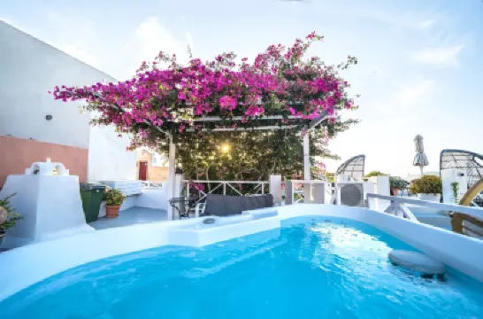 Santorini Paradise Cave Houses Hotels near Oia