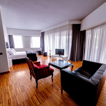 Sarroglia Hotel
