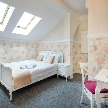 Premium - Bed & Breakfast