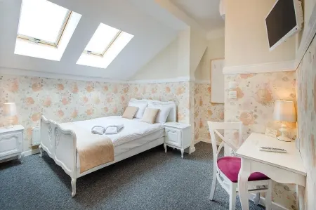 Premium - Bed & Breakfast