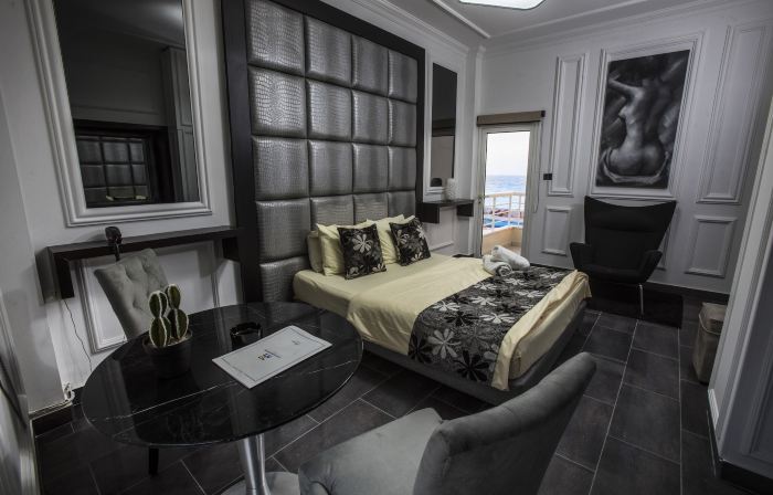 Four Seasons Halat