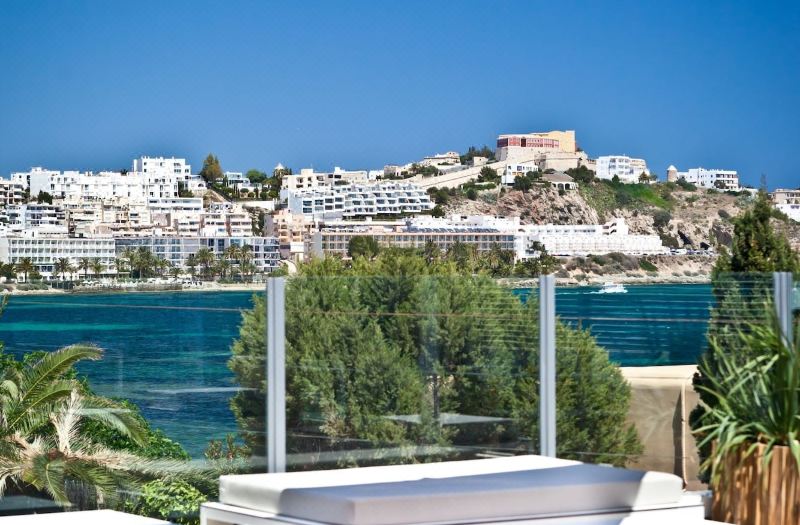 Ryans Ibiza Apartments - Only Adults