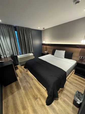 Hotel Brooklyn Mirage Отели рядом с достопримечательностью «Бруклинский ботанический сад»