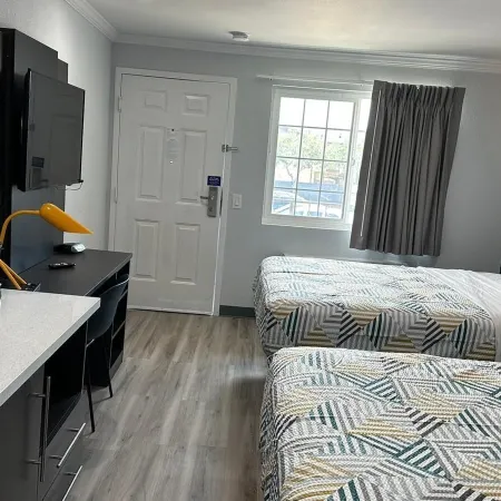 Studio 6 Suites San Ysidro, CA – San Diego South Bay
