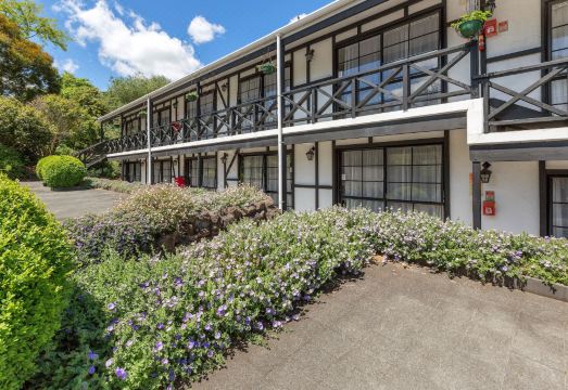 킹스우드 매너 모텔