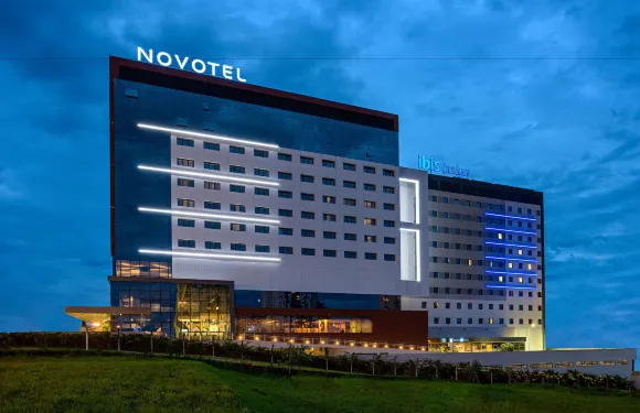 索羅卡巴諾富特酒店