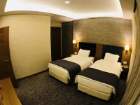Garden Zara Hotel - 3-Star