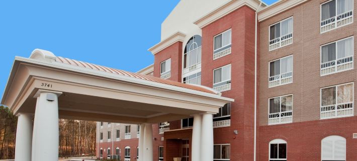 Holiday Inn Express & Suites RALEIGH SW NC STATE by IHG Hotels in Raleigh
