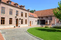 Le Domaine des Cigognes Hotels in Ennevelin