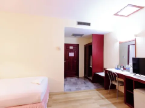 チュムポン パレス ホテル チュムポーンのホテル