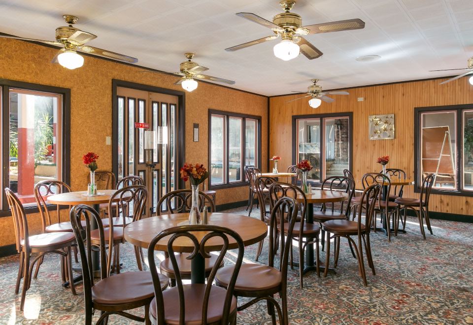 Grande Valore Hotel And Conference CenterOver view