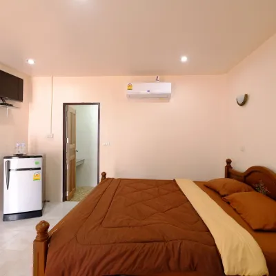 Ladawan Resort Hotels near Had Pak Meng