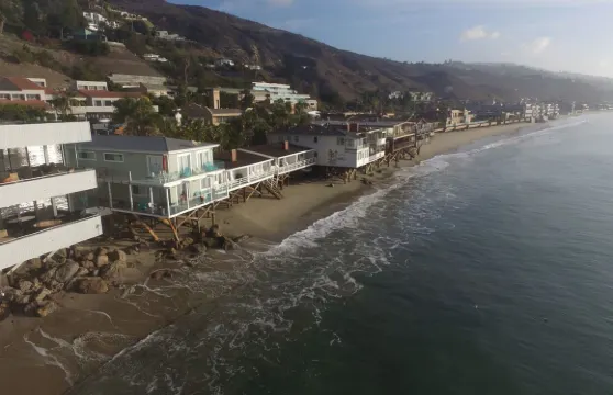 馬裡布私人海灘公寓