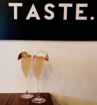 The Crossroads Hotel - Newburgh Hotels in Montgomery