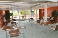 一流的伊甸飯店 - Tirol 的活動和健康飯店在海拔1200公尺