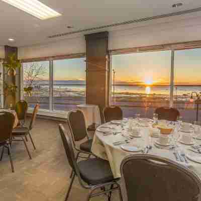 Hotel Rimouski Dining/Meeting Rooms