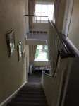 Holden House - homestay