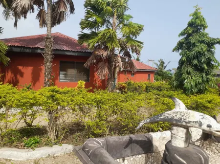 Paradise Ocean Resort Отели в г. Abura Asebu Kwamankese