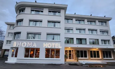 Bhoma Bourges - Hôtel & Restaurant Hotels near Pole de la Porcelaine