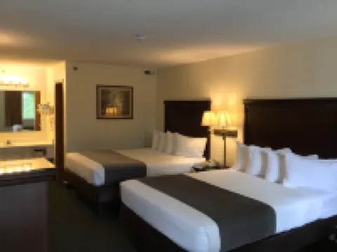 Brookwood Inn Branson Hotels in 