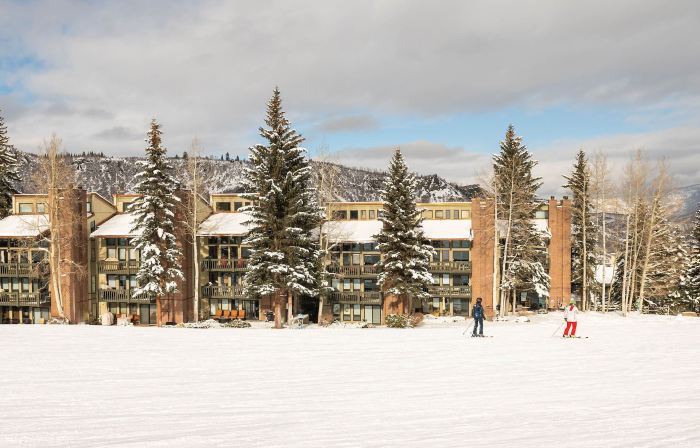 Laurelwood Condominiums