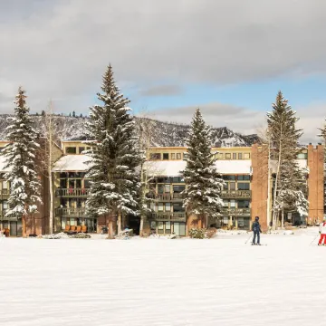 Laurelwood Condominiums