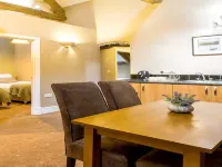 The Lounge Hotel & Bar Hotels in Penrith