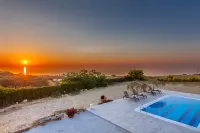 Villa Chrysalida, Unspeakble Views and Privacy! - Huvilat