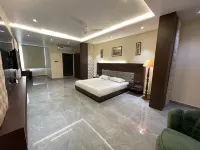 皮納基飯店 Pendra Road Railway Station附近的飯店