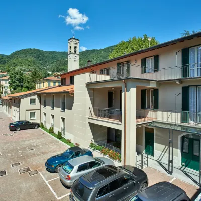 中央酒店 鄰近埃爾巴別墅的酒店