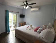 MeMe's Place - 2-Star