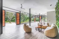 Natura Lake Hotel a Apulo
