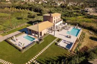 Reveli Suites