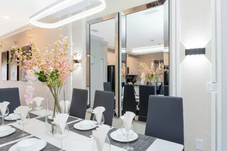 Gorgeous 4 Bd Close to Disney w/ Pool @ Storey Lake Resort 4245