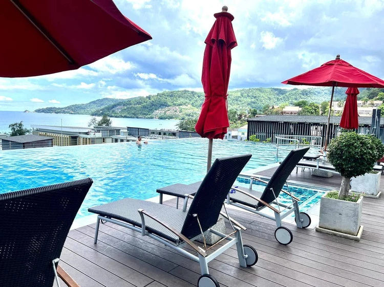 รูปภาพของ4605 เซอร์วิสอพาร์ตเมนต์วิวทะเล 30 ม. ถึงหาดป่าตอง