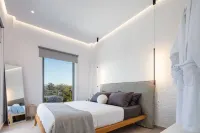 Akonizia Luxury House - with Private Heated Pool and Jacuzzi Hotels in Kavros