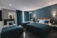 Melrose House Hotel - balcony