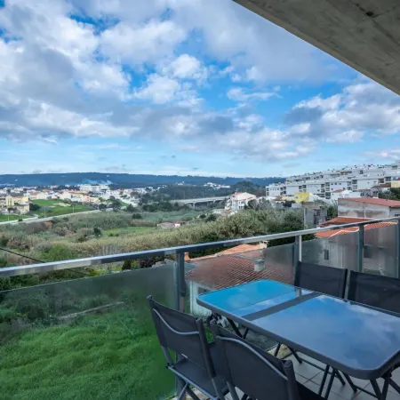 Buarcos Sunset Apartment by Rent4All