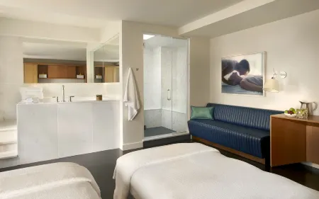 21C Museum Hotel Cincinnati